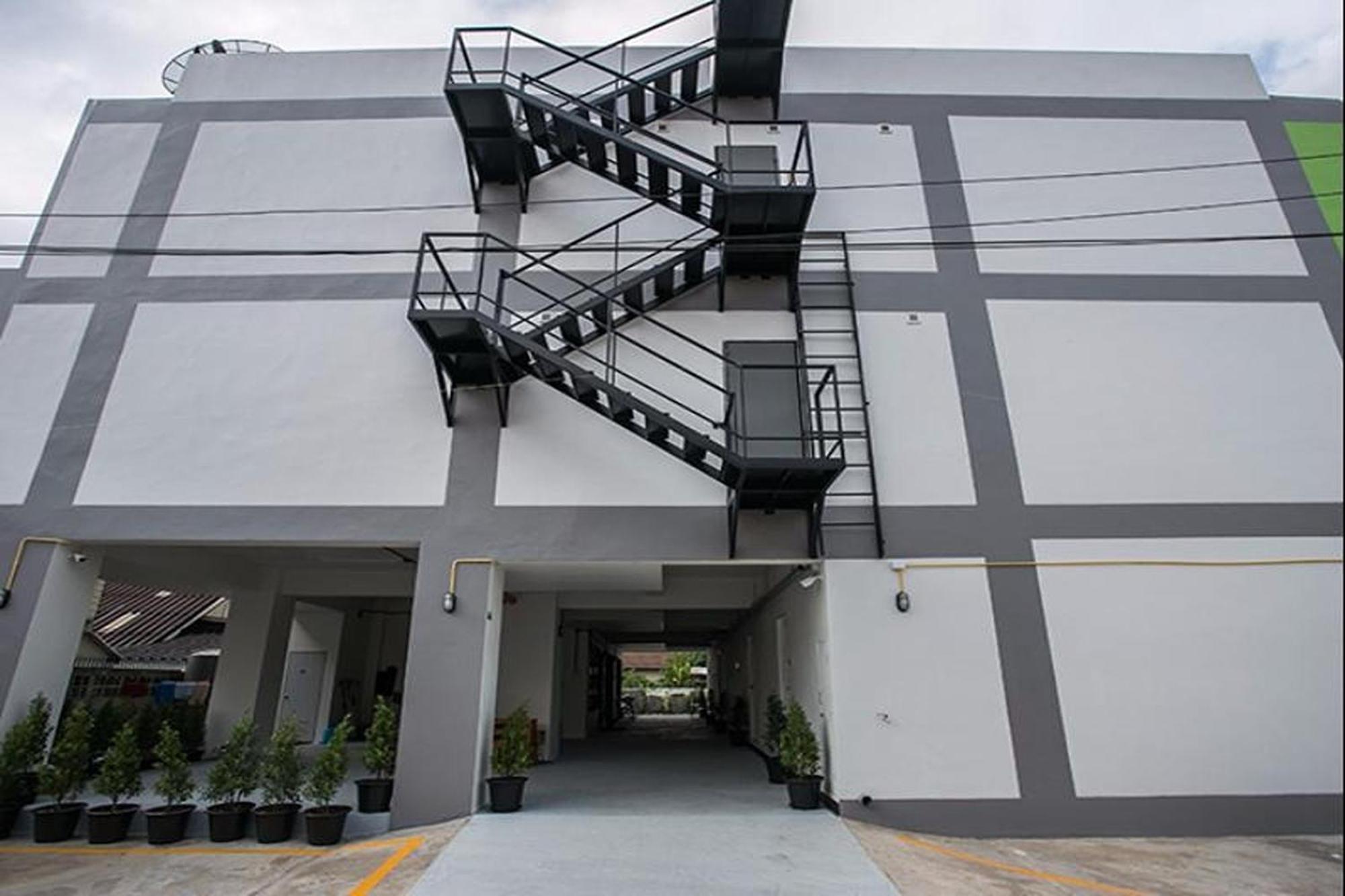The Season Airport Udonthani Buitenkant foto